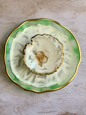 3D Floral Jewelry/Decorative Dish: 8" Round